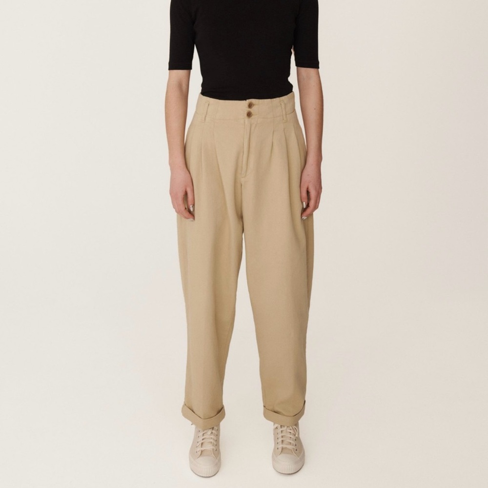 YMC Keaton khaki tan pleated cotton baggy minimalist pants XS